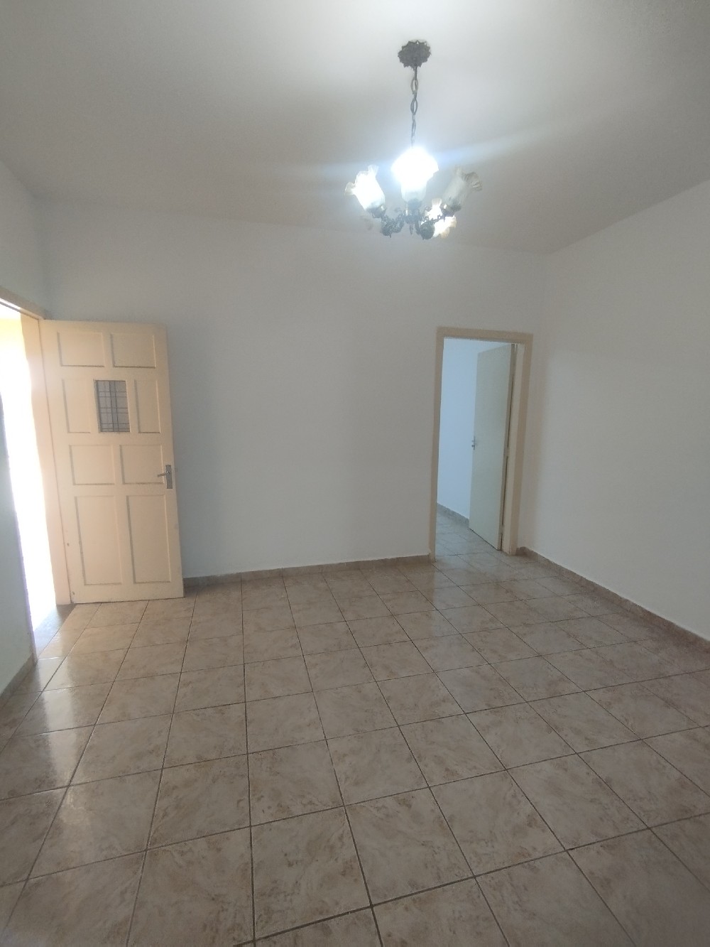 CASA PARA LOCAÇÃO NO CENTRO (COMERCIAL/RESIDENCIAL)