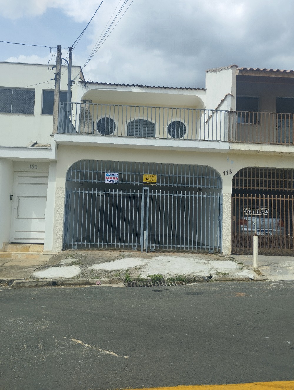 CASA PARA LOCAÇÃO NO PARQUE RODRIGUES