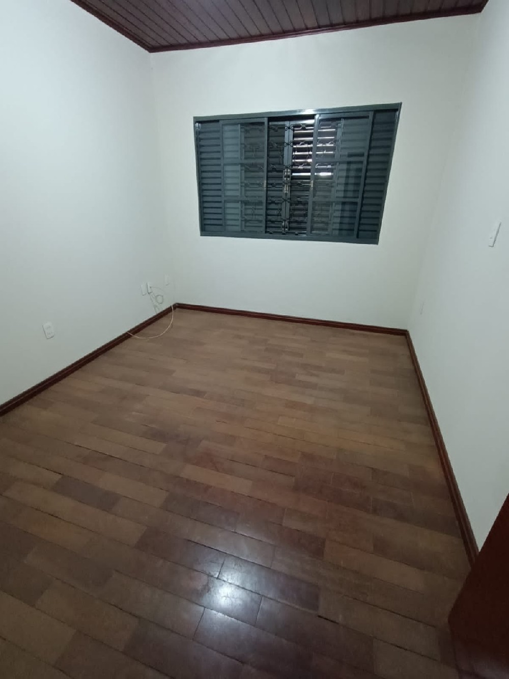 CASA PARA VENDA PRÓXIMO AO CENTRO 