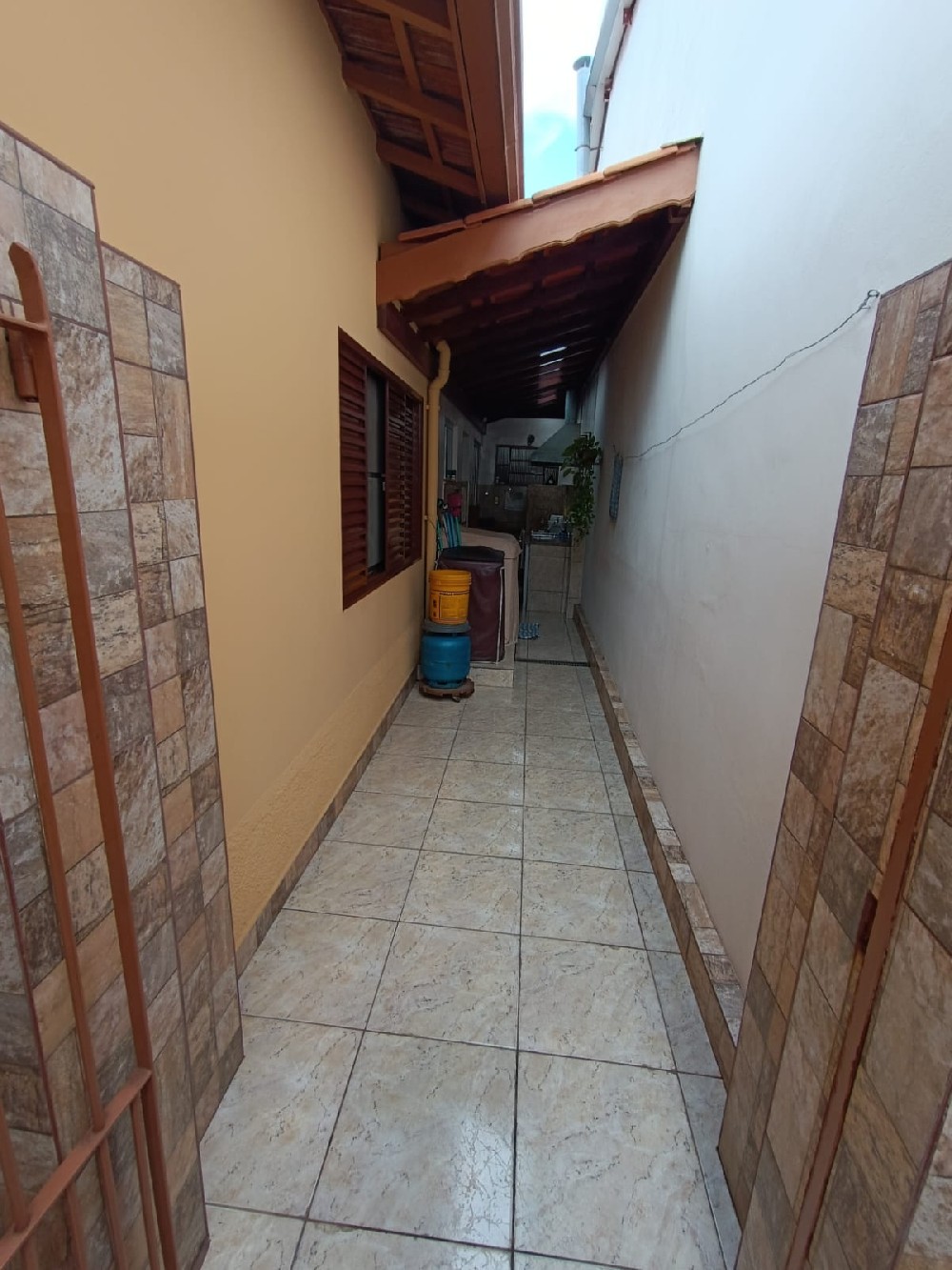 CASA PARA VENDA PRÓXIMO AO CENTRO