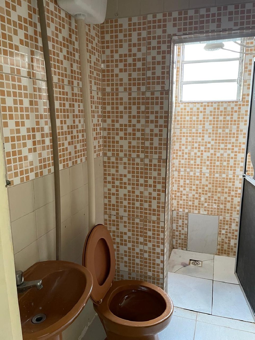 CASA PARA LOCAÇÃO NO CENTRO