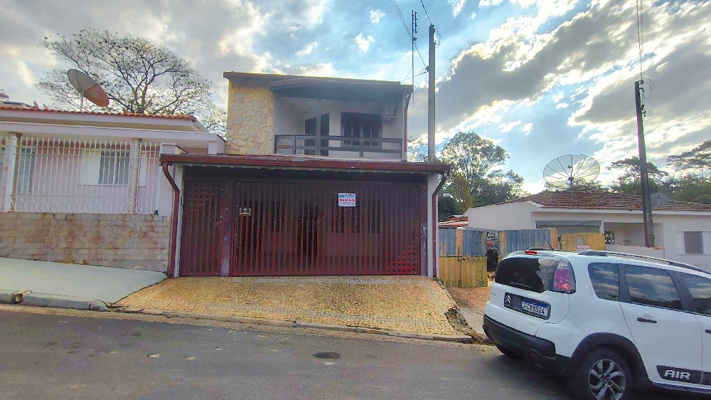 BELÍSSIMA CASA PARA LOCAÇÃO EM ARCADAS