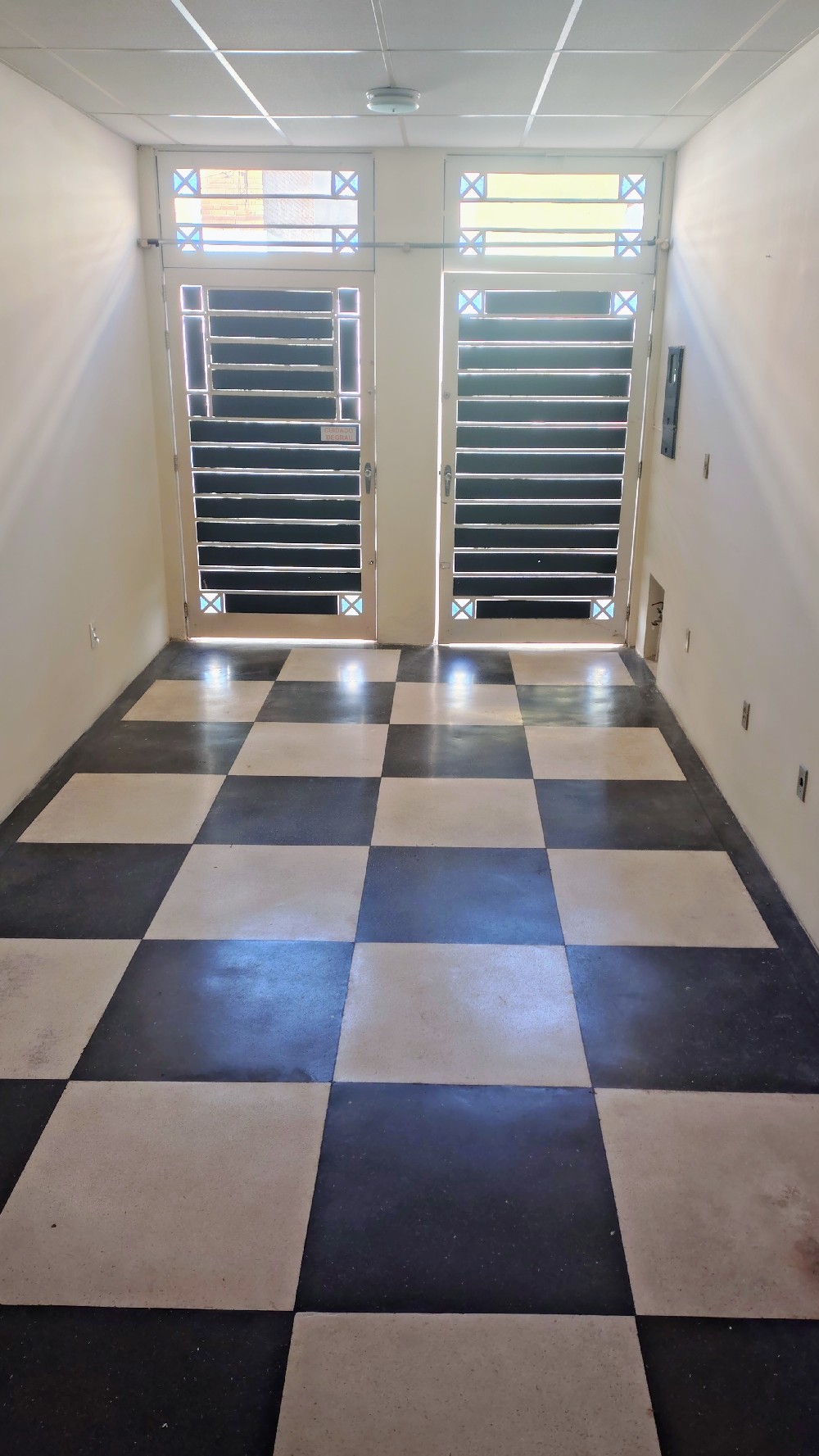CASA PARA LOCAÇÃO NO CENTRO