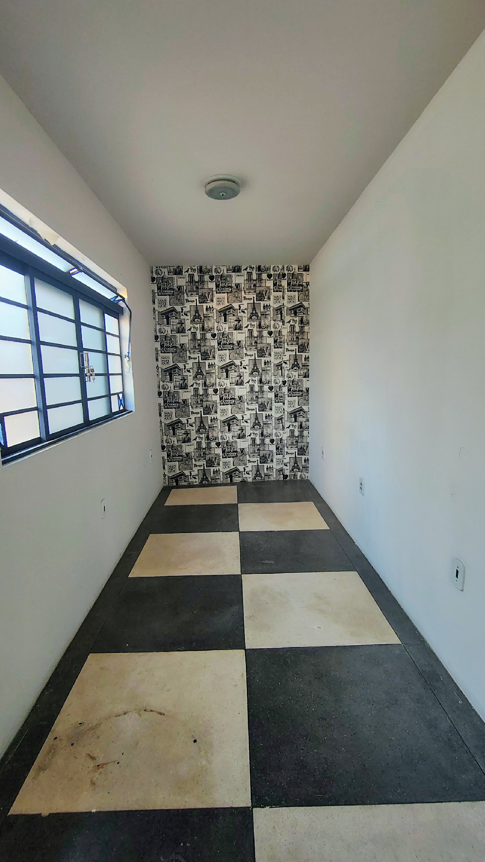 CASA PARA LOCAÇÃO NO CENTRO