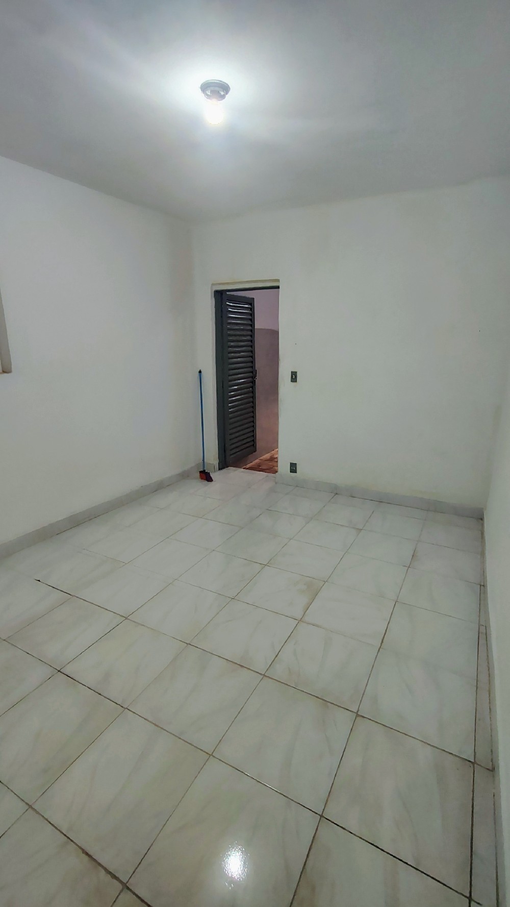 IMÓVEL PARA LOCAÇÃO OU VENDA NAS PROXIMIDADES DO CENTRO