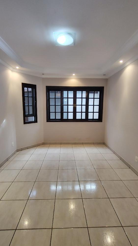 BELÍSSIMA CASA PARA LOCAÇÃO EM ARCADAS